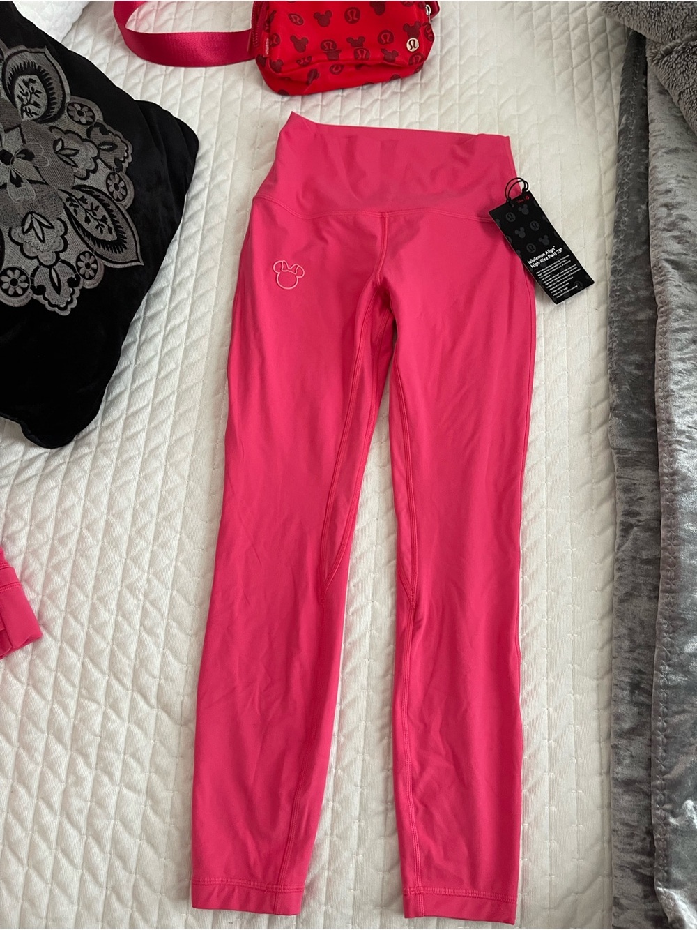 Lululemon x Disney Pink Athletic Set - Sports Bra & Leggings set size 6 - Picture 6 of 12